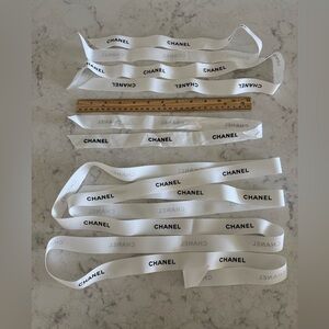 Chanel White Ribbon, card enclosure and camellia